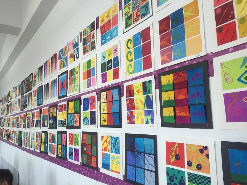 “色彩构成”单元总结与优秀作业展示——1543班